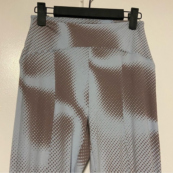 UO Out From Under Aria Seamed Flare Pant Size Small - Picture 9 of 12